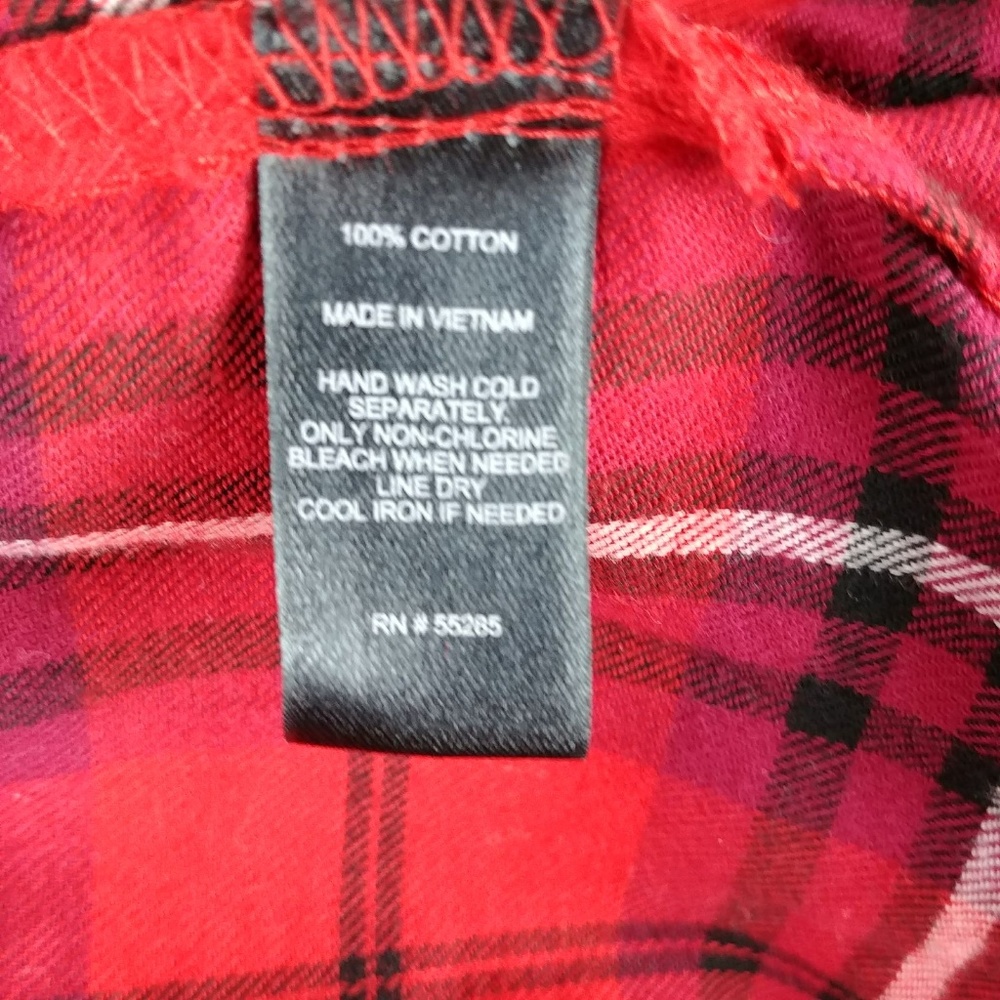 Express flannel red and black plaid button down - Picture 6 of 6